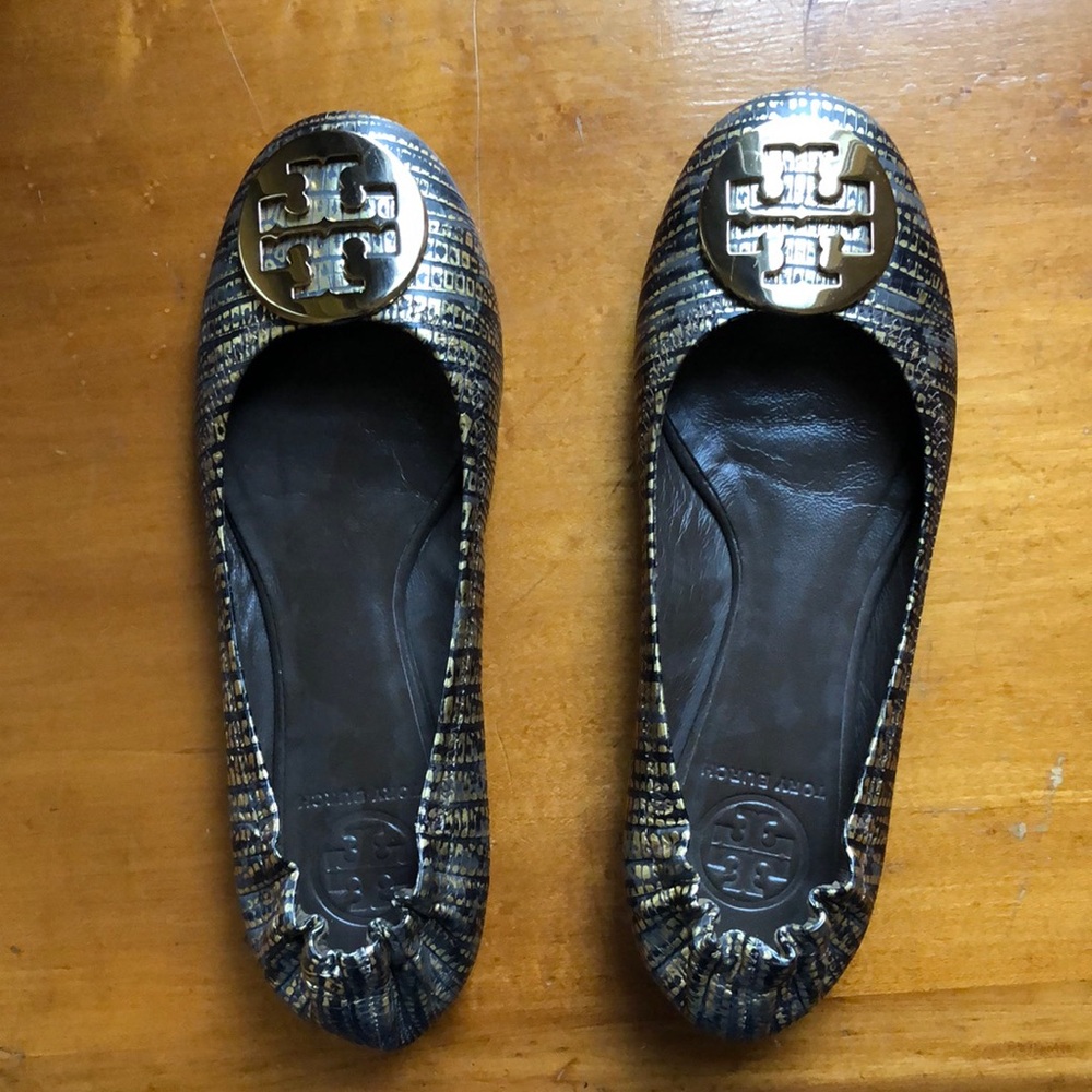 Tory Burch woman ballet shoe, size 6